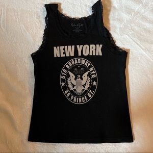 Brandy Melville Black New York Tank🖤🤍